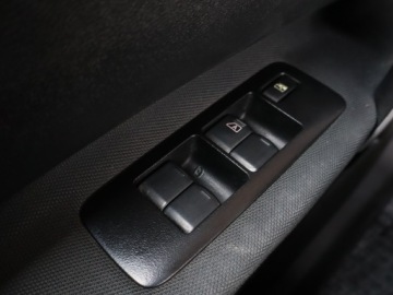 Nissan Qashqai I Crossover 2.0 141KM 2011 Nissan Qashqai 2.0, Navi, Klima, Klimatronic, zdjęcie 16