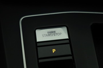 Volkswagen Golf VII Hatchback 5d Facelifting 1.5 TSI ACT 150KM 2020 VW Golf 1.5 eTSI, Salon Polska, Automat, Klima, zdjęcie 15