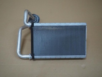 CHLADIČKA RADIÁTORU VODY LEXUS NX