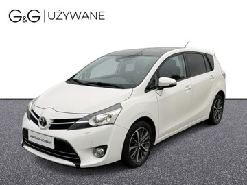 Toyota Verso Minivan Facelifting 1.8 Valvematic 147KM 2016 Toyota Verso 1.8 147KM inst.LPG xenon panoramadach navi 2 kpl.kol 1.8