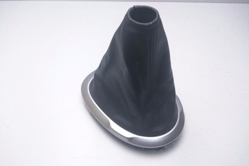 KOŽENÁ HLAVICE PÁKY ŘAZENÍ NISSAN JUKE (F15) 9694400B08 2011