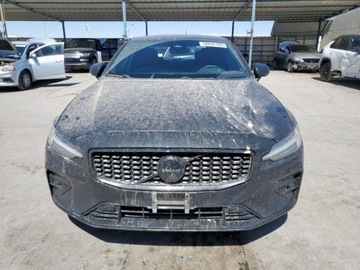 Volvo S60 III 2024 Volvo S60 Plus 2024 2.0l 2.0 Benzyna 247KM, zdjęcie 5