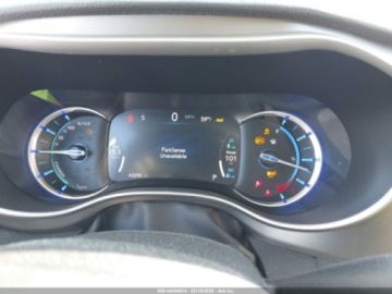 Chrysler Pacifica II 2021 Chrysler Pacifica Hybrid Touring L 2021 3.6 Hybryda 287KM, zdjęcie 10