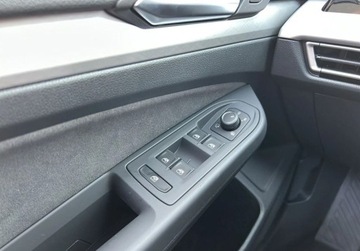 Volkswagen Golf VIII Hatchback Facelifting 1.5 TSI 150KM 2025 Volkswagen Golf Life Plus 1.5 TSI 150 KM manual 1.5 Benzyna 150KM, zdjęcie 19