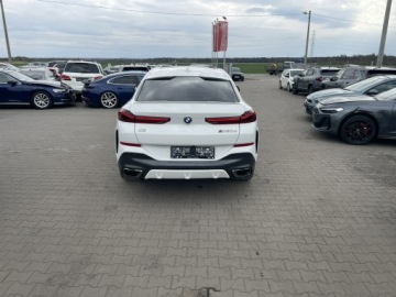 BMW X6 G06 M SUV 3.0 M50d 400KM 2020 BMW X6 M50 Mpakiet Xdrive Skóra Pamięć, zdjęcie 2