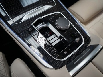 BMW X5 G05 SUV Facelifting 3.0 30d 298KM 2025 BMW X5 xDrive30d Sport Suv 3.0 (298KM) 2025, zdjęcie 9