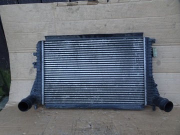 VW PASSAT B6 B7 CC 2.0 TDI CHLADIČ INTERCOOLER