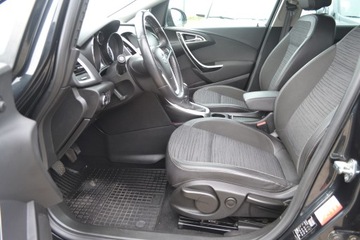 Opel Astra J Sports Tourer Facelifting 1.4 Turbo ECOTEC 140KM 2014 Opel Astra z Niemiec ,Opłacona, zdjęcie 12