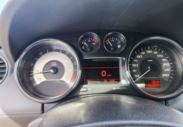 Peugeot RCZ Coupe 1.6L THP 16v 200KM 2012 Peugeot RCZ Peugeot RCZ 1.6 200 THP GT-Line 1.6 Benzyna 200KM, zdjęcie 14