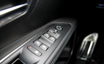 Peugeot 3008 II Crossover Facelifting  1.2 PureTech 130KM 2023 Peugeot 3008 1.2 PureTech Allure Pack SS EAT8 SalonPl Gwarancja od RiA, zdjęcie 18