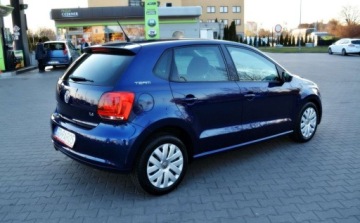 Volkswagen Polo V Hatchback 5d 1.4 85KM 2010 Volkswagen Polo 1.4 MPI TEAM Bezwypadek Klimatyzacja, Podgrzewane fotele, zdjęcie 2