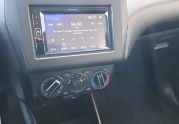 Suzuki Swift VI Hatchback Facelifting 1.2 DualJet SHVS 83KM 2021 Suzuki Swift serwisowany 1.2 Benzyna 83KM, zdjęcie 16