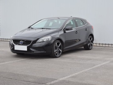 Volvo S40 II 2014 Volvo V40 2.0 D4, 187 KM, Skóra, Navi, Klima, zdjęcie 1