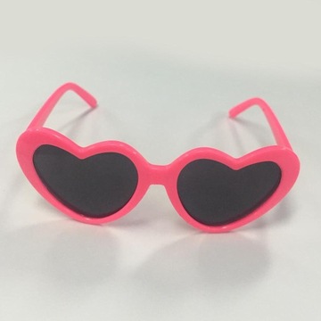 Nowe plastikowe okulary przeciwsłoneczne w kształcie serca, różowe czerwone