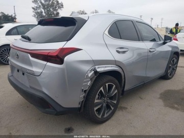 Lexus UX 2023 Lexus UX 250H 2023 2.0l 2.0 Hybryda 181KM, zdjęcie 5
