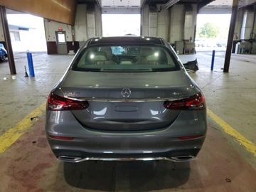 Mercedes Klasa E W213 2022 Mercedes-Benz Klasa E 450 4Matic 2022 3.0l 3.0 Benzyna 362KM, zdjęcie 2