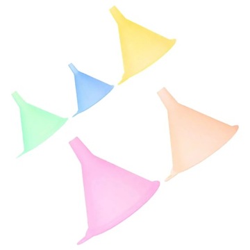 ПЛАСТИКОВЫЕ ВОРОНКИ 5 МАЛЕНЬКИХ ВОРОНОК ШТ.