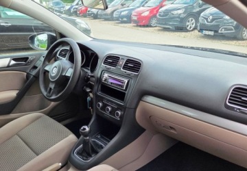 Volkswagen Golf VI Hatchback 5d 1.4 80KM 2009 Volkswagen Golf 1,4 MPI 1.4 Benzyna 80KM, zdjęcie 6