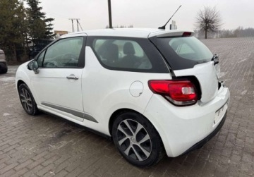 DS 3 Hatchback Facelifting 2016 1.2 PureTech 82KM 2017 Citroen DS3 1.2i 2017r automat niski przebieg 1.2 Benzyna 82KM, zdjęcie 2