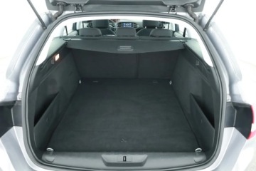 Peugeot 308 II SW Facelifting 1.5 BlueHDI 130KM 2019 Peugeot 308 1.5 BlueHDi, Salon Polska, Serwis ASO, zdjęcie 15