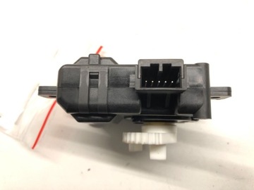 MOTOR RADIÁTORU SUZUKI CZ113800-3480 SX4