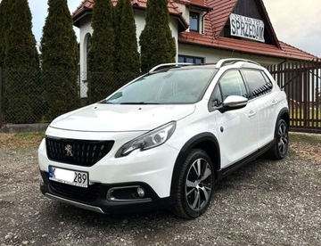 Peugeot 2008 I SUV Facelifting 1.2 PureTech 110KM 2018 Peugeot 2008 Peugeot 2008 PureTech 110 StopampStart Crossway 1.2 Benzyna, zdjęcie 3