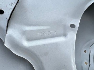 VÍKO KUFRU ZADNÍ TOYOTA LAND CRUISER 150 2009