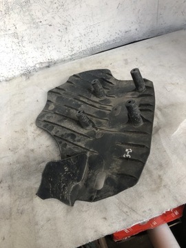 33326796138 KOLENO ZADNÍ PRAVÝ 120 D 135 2015 BMW 1 (F20)