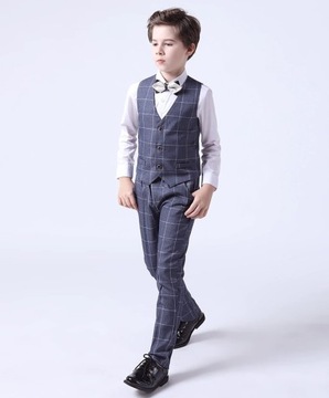 Элегантный костюм-тройка в клетку, размер 120.