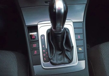 Volkswagen Passat B7 Variant 2.0 TDI CR DPF BlueMotion 140KM 2014 Volkswagen Passat Volkswagen Passat Variant 2.0 TDI BlueMotion Technology, zdjęcie 18