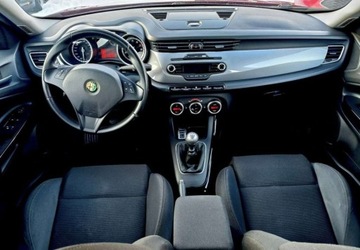 Alfa Romeo Giulietta Nuova II Hatchback 5d 1.4 TB 16v 120KM 2011 Alfa Romeo Giulietta Alfa Romeo Giulietta 1.4 Benzyna 120KM, zdjęcie 12