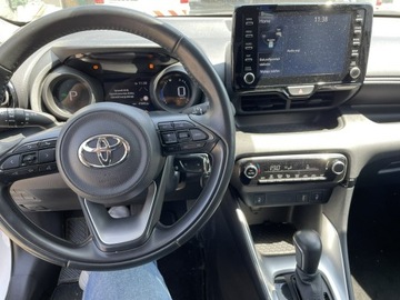 Toyota Yaris IV 2020 Toyota Yaris Hybrid 1.5 Active Salon PL 2021 FV 23, zdjęcie 12