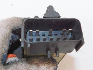 CHRYSLER VOYAGER 2.5 TD PŘEPÍNAČ SKEL