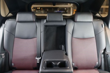 Toyota RAV4 V SUV Plug-In Facelifting 2.5 Hybrid Dynamic Force 306KM 2025 Toyota RAV4 2.5 Plug-In Hybrid Selection 4x4 2.5 Hybryda 306KM, zdjęcie 12