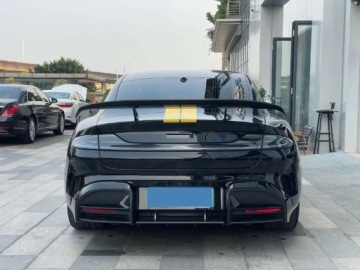 Xiaomi SU7 2025 Xiaomi SU7 2025 1550 Elektryczny 1550KM, zdjęcie 9