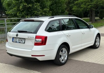 Skoda Octavia III Kombi Facelifting 2.0 TDI 150KM 2018 Skoda Octavia 2.0 TDI 2.0 Diesel 150KM, zdjęcie 2