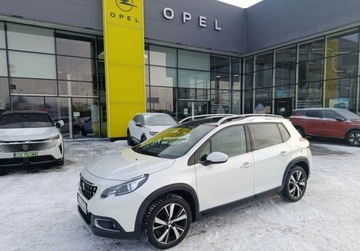 Peugeot 2008 I SUV Facelifting 1.2 PureTech 110KM 2019 Peugeot 2008 Pierwszy wlasciicel. Salon Polska 1.2 Benzyna 110KM