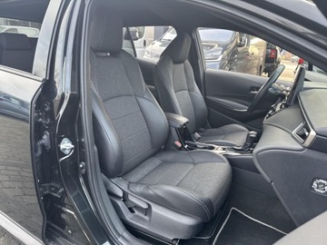 Toyota Corolla XII TS Kombi Facelifting 1.8 Hybrid 140KM 2023 Toyota Corolla Seria E21 (2019-), zdjęcie 23
