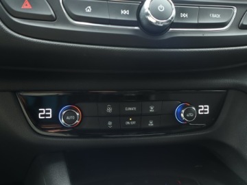 Opel Insignia I Hatchback Facelifting 1.6 CDTI Ecotec 136KM 2017 Opel Insignia 1.6 CDTI, Salon Polska, zdjęcie 15