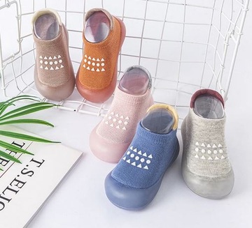 ДЕТСКАЯ ОБУВЬ НОСКИ НА РЕЗИНОВОЙ ПОДОШВЕ от 6-12 МЕСЯЦЕВ РАЗМЕР 20