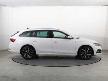 Skoda Octavia III Kombi Facelifting 1.5 TSI ACT 150KM 2020 Skoda Octavia 1.5 TSI, Salon Polska, zdjęcie 5