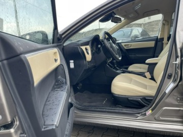 Toyota Corolla XI Sedan Facelifting 1,6 Valvematic 132KM 2017 Toyota Corolla Klimatronik Kamera Skóra Tempomat, zdjęcie 9