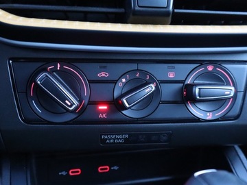 Seat Ibiza V Hatchback 5d Facelifting 1.0 TSI 110KM 2022 Seat Ibiza 1.0 TSI, Salon Polska, 1. Właściciel, zdjęcie 11