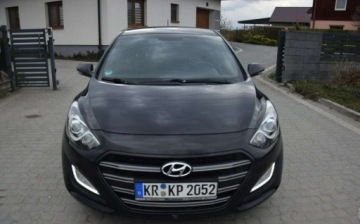 Hyundai i30 II Wagon Facelifting 1.4 MPI 100KM 2016 Hyundai i30 1.4B 2016 Klima Grzane Fotele i Kierownica 2 KPL KOL Sprowadzo, zdjęcie 3