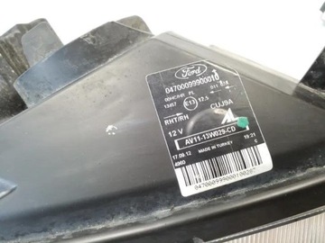 AV1113W029CD SVĚTLO PRAVÁ PŘEDNÍ 1.5 TDCI 70 2016 FORD B-MAX (JK)
