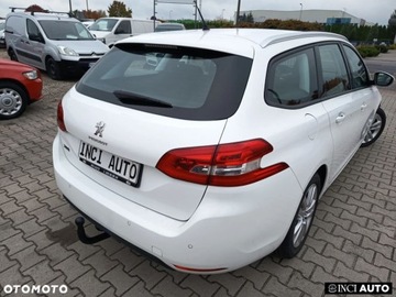 Peugeot 2015 Peugeot 308 Peugeot 308 1.2 PureTech Allure SampS 1.2 Benzyna 110KM, zdjęcie 3