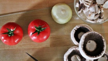 СТЕКЛЯННАЯ КУХОННАЯ ДОСКА 25x35см, прозрачная