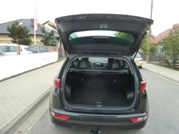 Kia Sportage IV SUV 1.6 GDI 132KM 2017 Kia Sportage NAWIGACJAPARKTRONICKAMERA COFANIASKORYZADBANAGWARACJA, zdjęcie 16