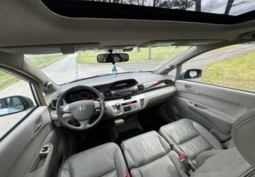 Honda FR-V 2.2 i-CTDi 140KM 2005 Honda FR-V Bezwypadkowy, skory, zadbany 2.2 Diesel 140KM, zdjęcie 9