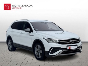 Volkswagen Tiguan II SUV Facelifting 2.0 TDI 200KM 2022 Volkswagen Tiguan Allspace2.0 TDI 200KM,4x4,DSG,Virtual Cocpit,Hak,Niski P, zdjęcie 6